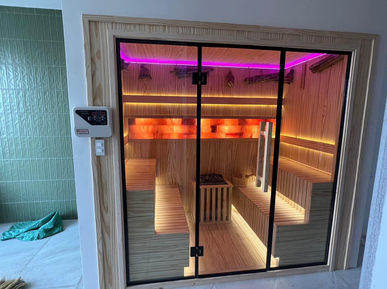 Phòng Xông Hơi Đá Muối Himalaya
